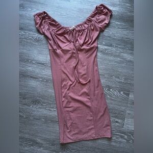 Off-Shoulder Mauve Ribbed Women’s Dress
